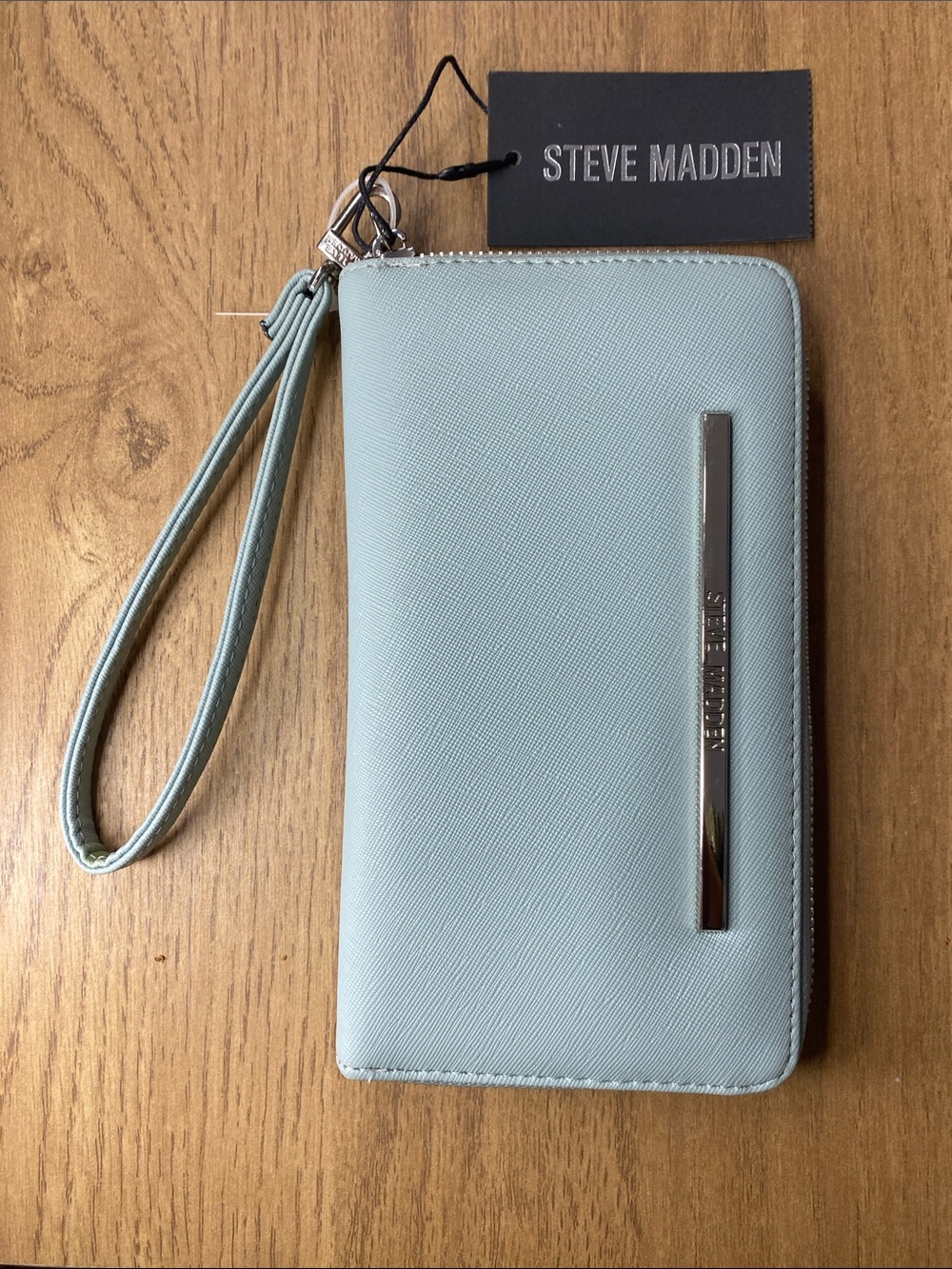 Steve Madden BZIPPY Zip Around Wallet Wristlet Blue Green Seafoam NWT